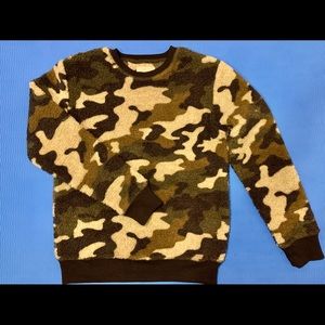 Tucker + Tate camo fleece sweatshirt